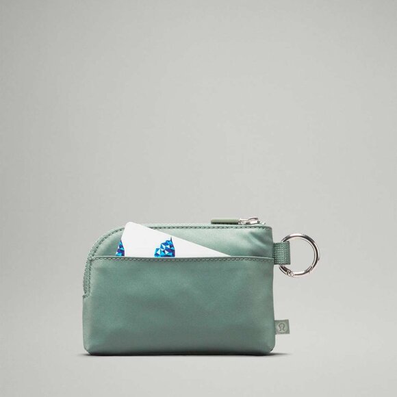 NWT Lululemon Clippable Card Pouch, Grey Eucalyptus/Rainforest Green - Picture 2 of 7